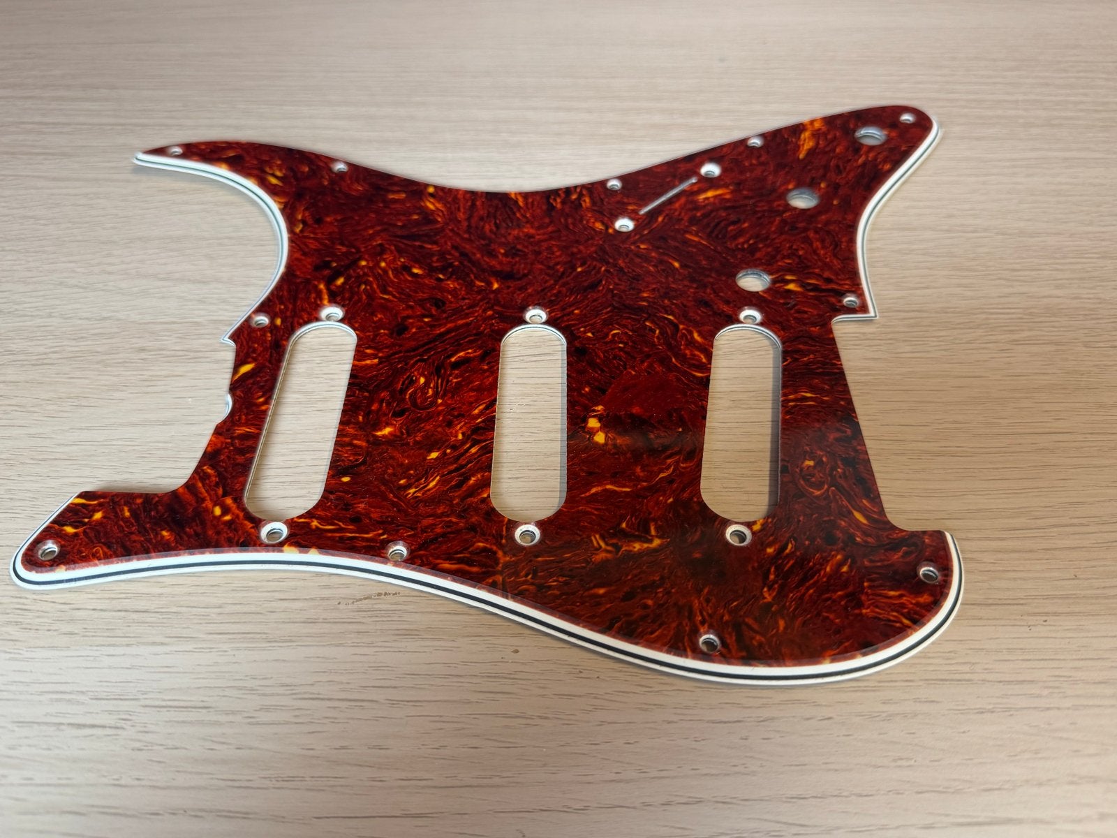 Fender Stratocaster slagplaat tortoise, Ophalen of Verzenden, Zo goed als nieuw, Solid body, Fender