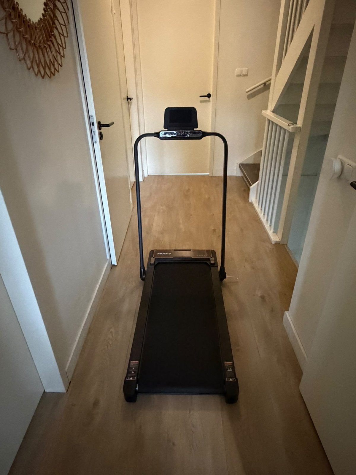 Moovv Loopband Pro V3 met beschermmat en iPad houder, Ophalen, Zo goed als nieuw, Loopband