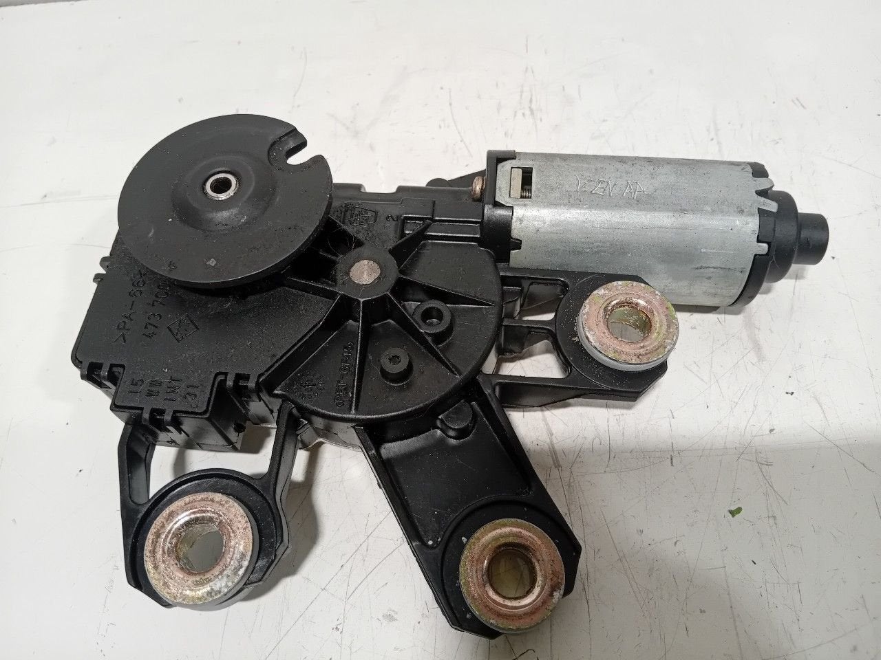 Ruitenwissermotor achter Porsche Cayenne, Auto-onderdelen, Onderdelen@venauto.nl, Van der Ven Autorecycling B.V., Gebruikt, Ettenseweg 76, 4706 PB Roosendaal, The Netherlands