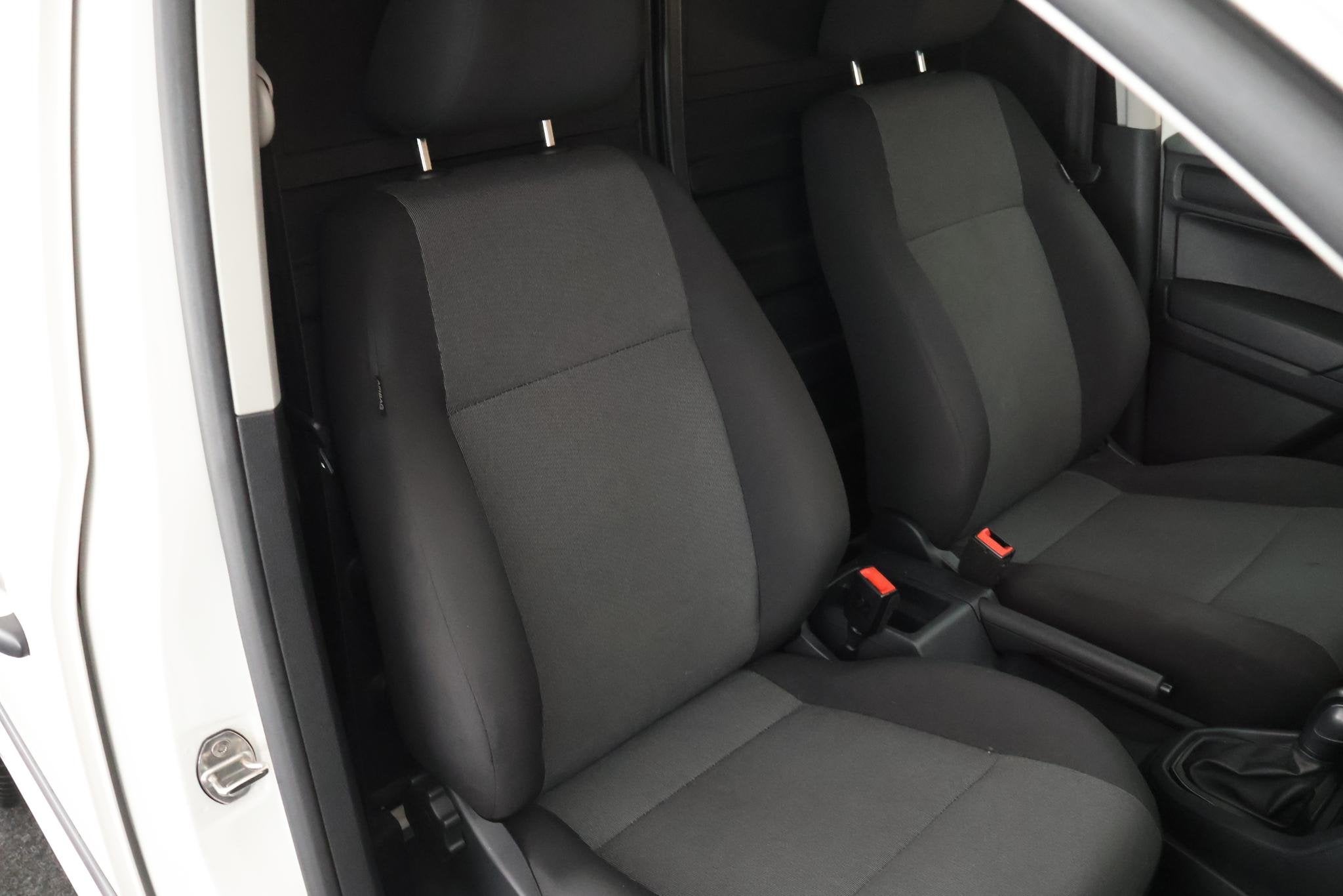 Volkswagen Caddy 2.0 TDI 102pk DSG Comfortline Camera Climat, Stof, Gebruikt, 4 cilinders, 700 kg