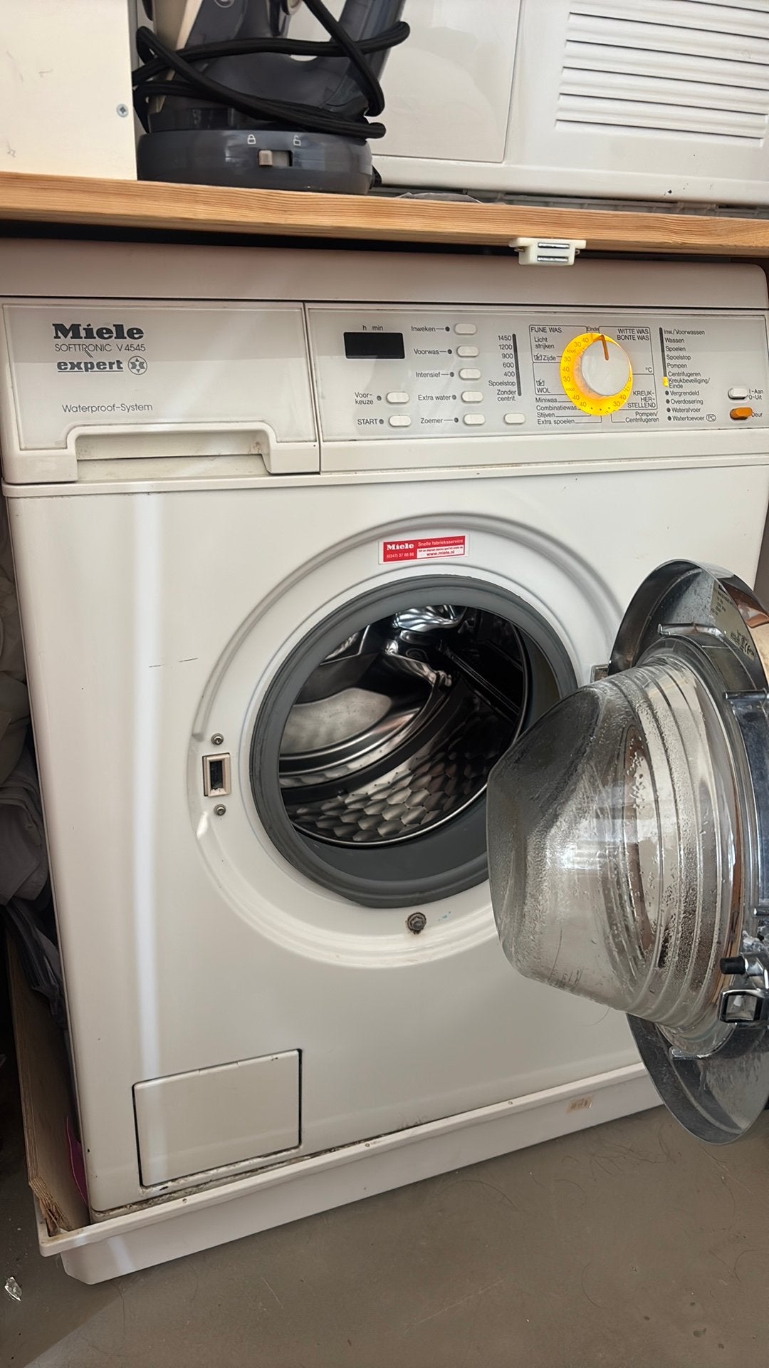 Miele softtronic v4545 (geeft storing), Witgoed en Apparatuur, Wasmachines, Ophalen, 1200 tot 1600 toeren, 8 tot 10 kg, Handwasprogramma