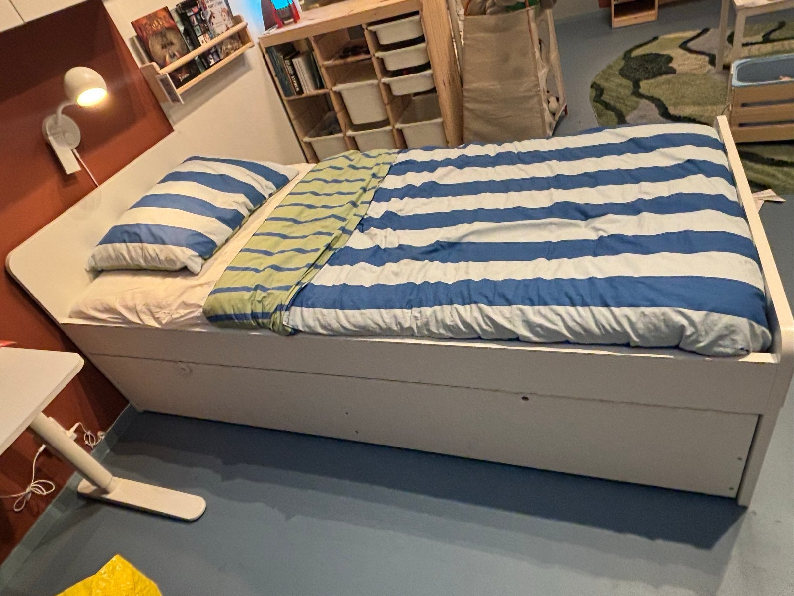 Ikea eenpersoonsbed Slakt met 2opberglades en onderbed, Ophalen, Gebruikt, 90 cm, Eenpersoons