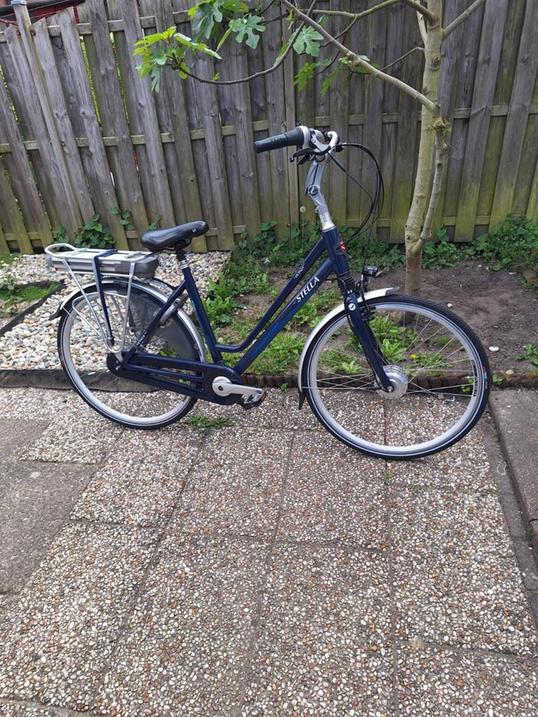 Stella vincenza
Maat M 28 inch 56
Stella voorwiel motor, Overige merken, 2 zitjes, 53 tot 56 cm, Ophalen of Verzenden