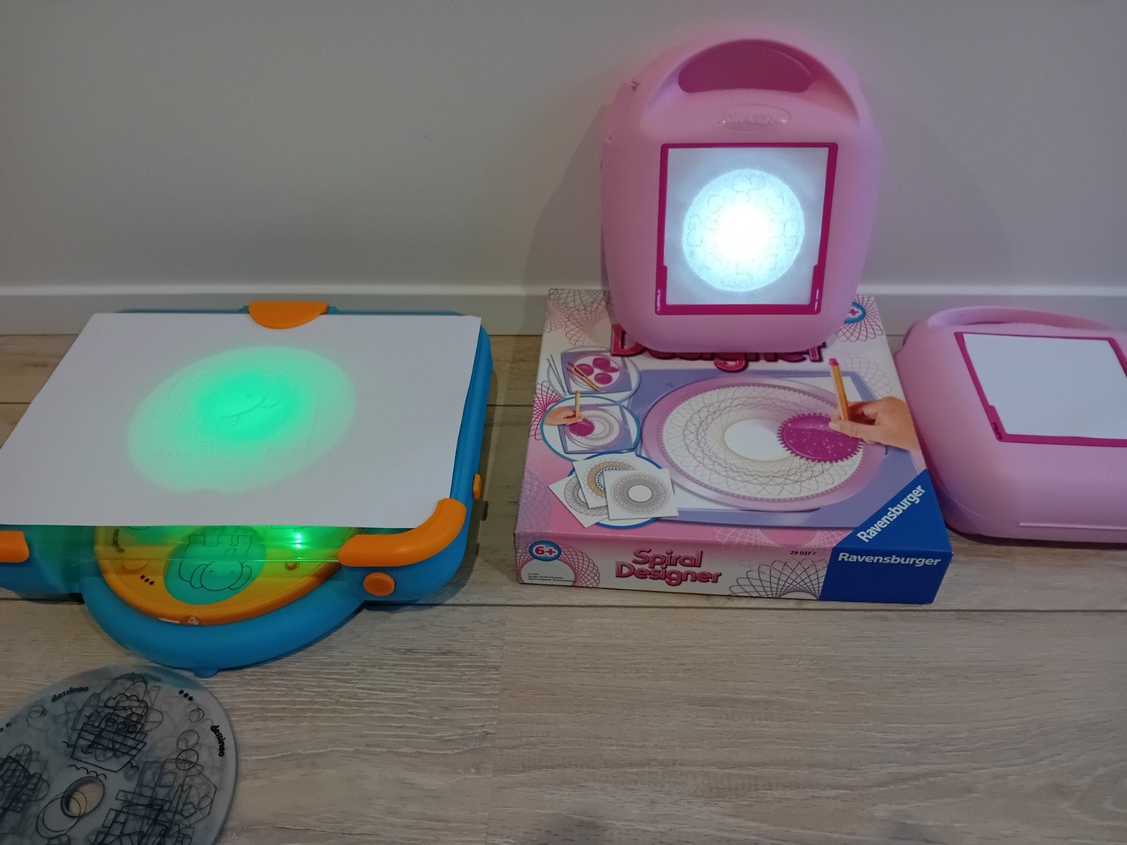 Ravensburger Spiral Designer & Tekenprojector Set, Hobby en Vrije tijd, Tekenen, Ophalen, Gebruikt, Overige typen