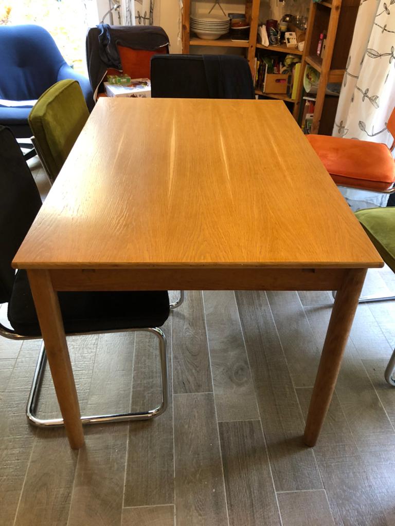 Uitschuifbare eettafel van eikenhout, Huis en Inrichting, Tafels | Eettafels, Gebruikt, 50 tot 100 cm, 200 cm of meer, Vijf personen of meer