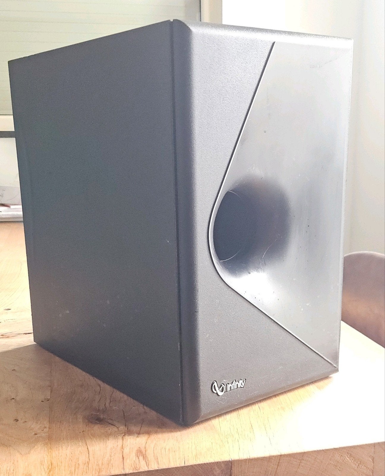 Infinity Subwoofer, Gebruikt, Subwoofer, 120 watt of meer, Ophalen