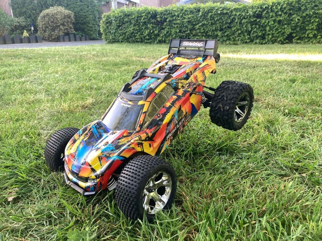 Traxxas rustler 4x4 brushless multicolor kap, Elektro, Gebruikt, Auto offroad, Ophalen of Verzenden