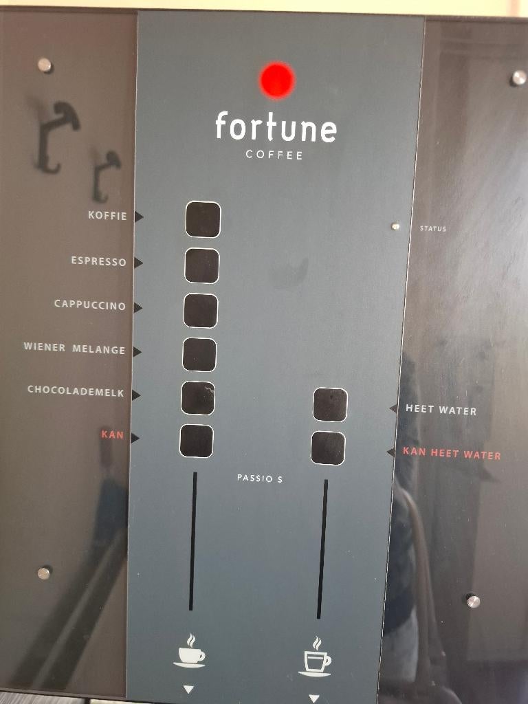 Fortune koffie automaat, Witgoed en Apparatuur, Gebruikt, Gemalen koffie, 10 kopjes of meer, Koffiemachine