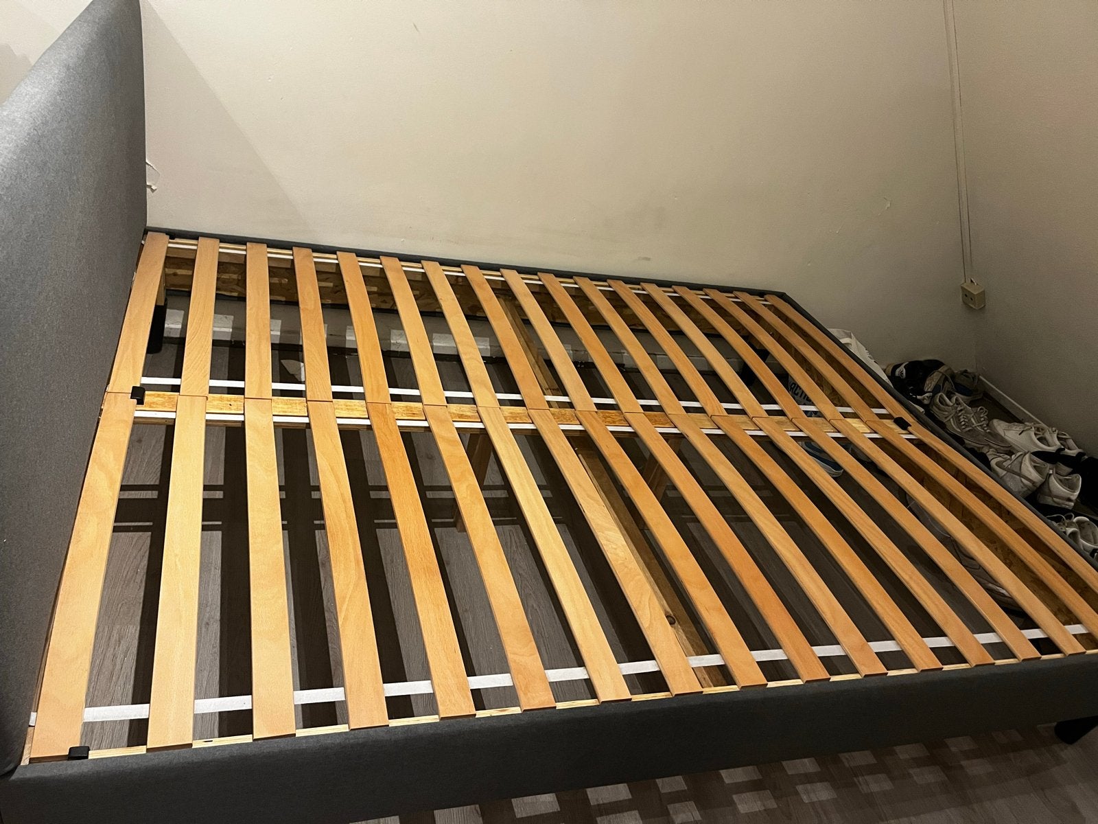 Tweepersoonsbed met lattenbodem - Grijs, 160x200 cm, Ophalen, Gebruikt, Tweepersoons, 200 cm