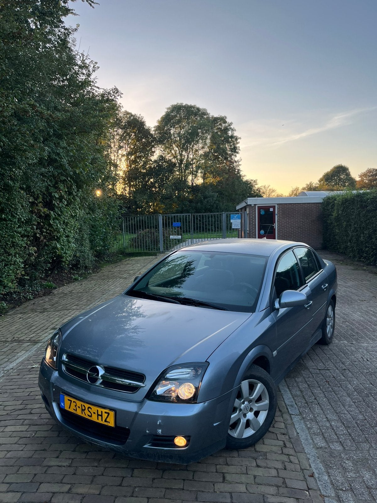Opel Vectra 1.8 16V SDN 2005 Grijs, Voorwielaandrijving, Stof, 4 cilinders, 1796 cc