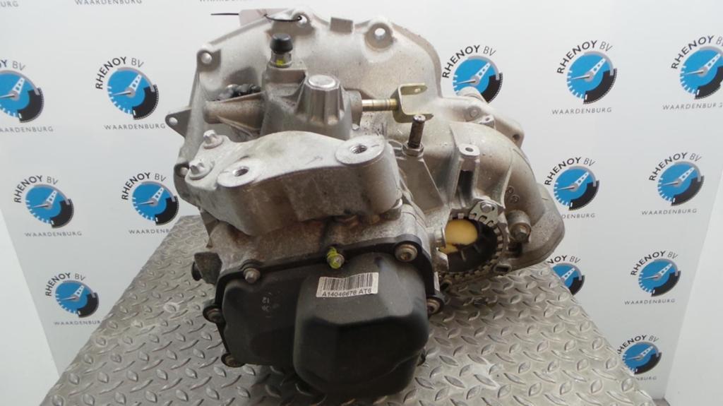 OPEL CORSA TRANSMISSIE / VERSNELLINGSBAK 2014, Ophalen of Verzenden, Gebruikt, Stiba lid