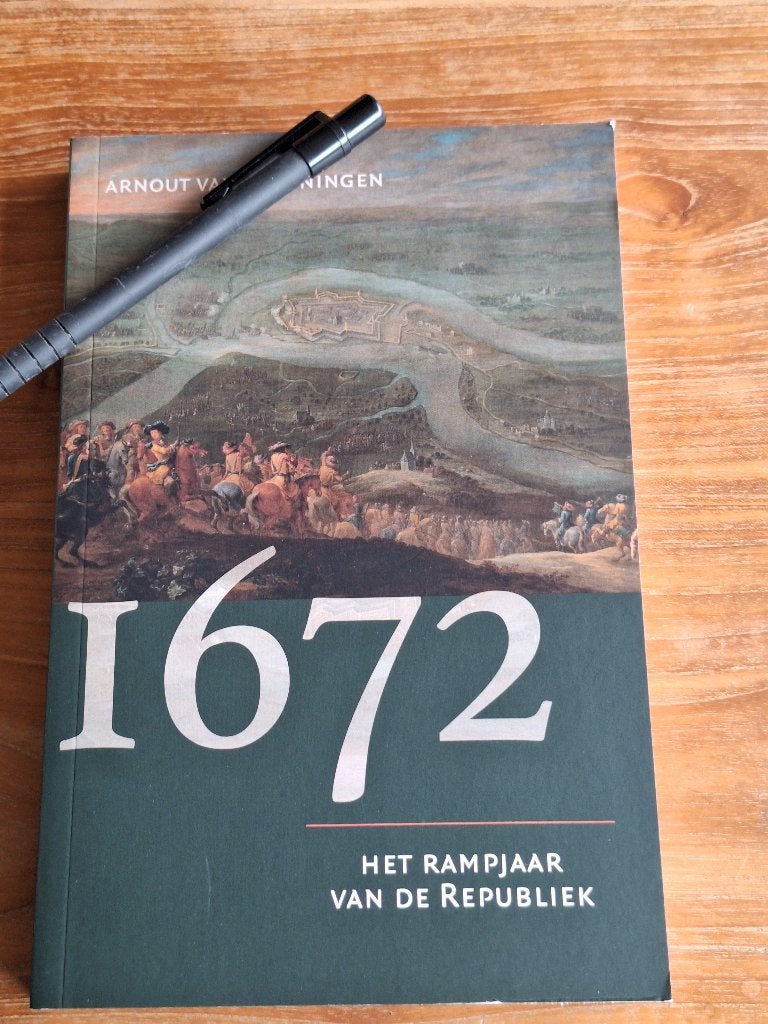 1672 Het rampjaar van de Republiek, Boeken, Ophalen of Verzenden, Tweede Wereldoorlog, Zo goed als nieuw, Overige onderwerpen