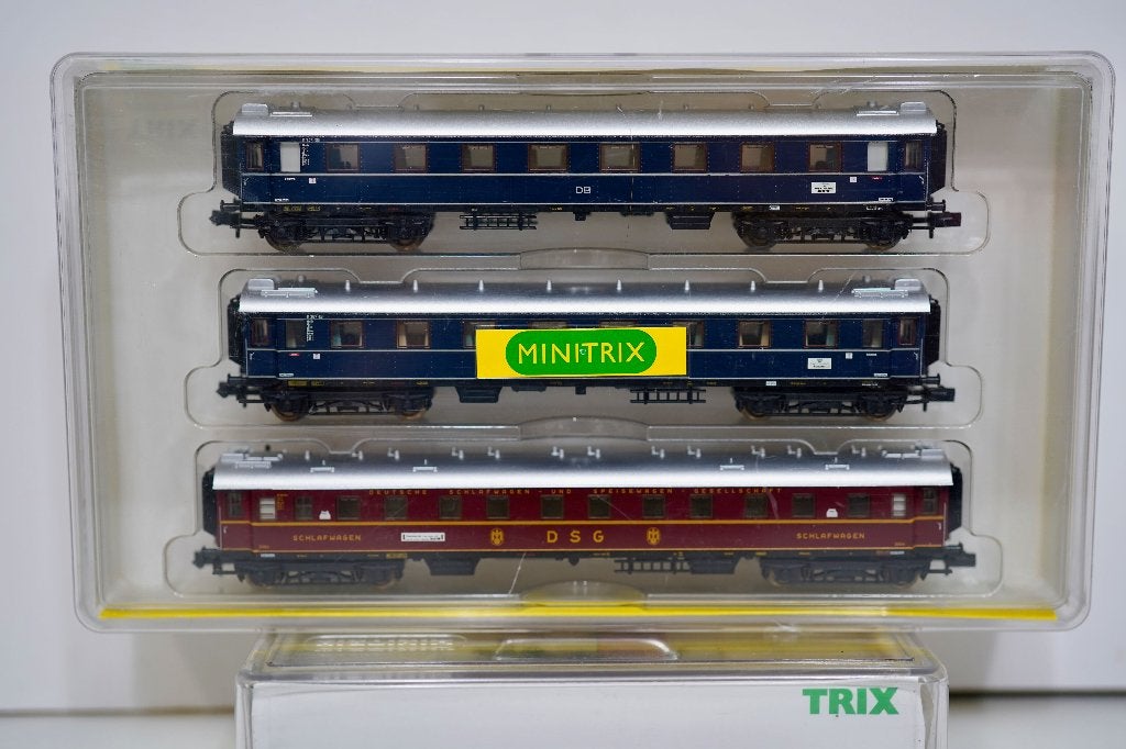 Minitrix  13707 Rijtuigenset van de Deutsche Bundesbahn (DB), Treinset, Gelijkstroom, Trix, Nieuw