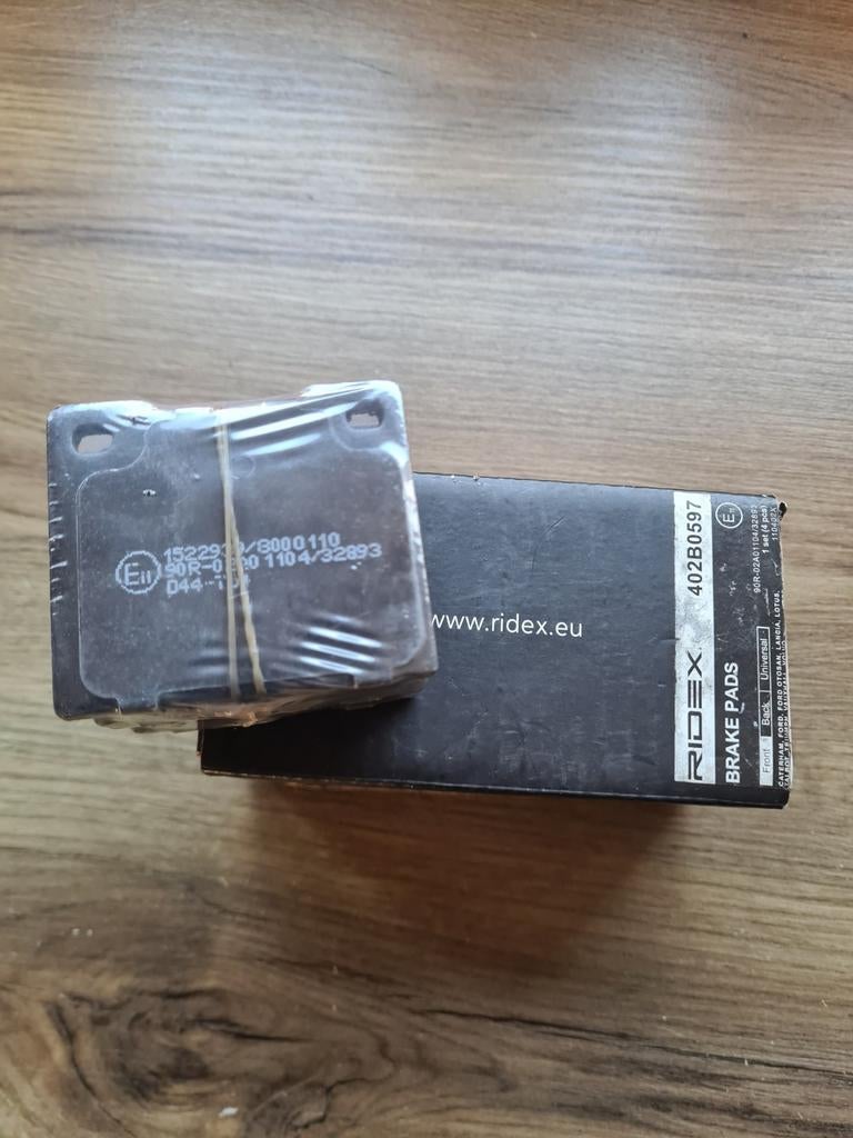 Remblokken Volvo 240 nieuw, Ophalen of Verzenden, Nieuw, Volvo