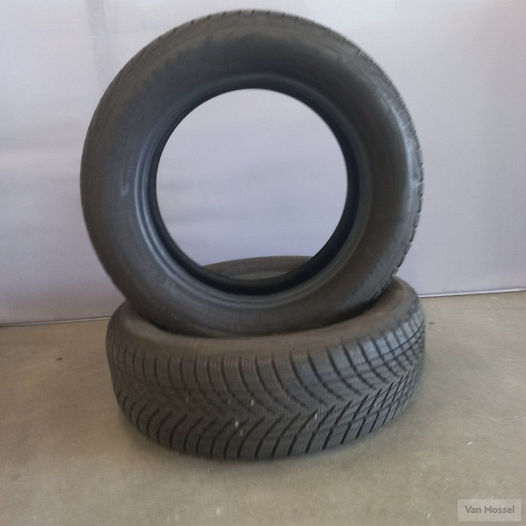 GoodYear UltraGrip Performance 3 205/60/R16 92H, Gebruikt, -, All Season, Band(en)