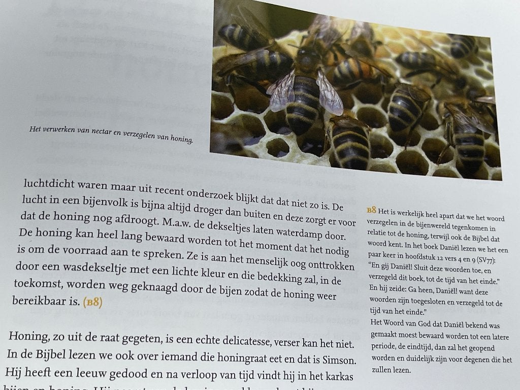 Bij-voorbeeld: De honingbij als beeld en voorbeeld, Bijen
