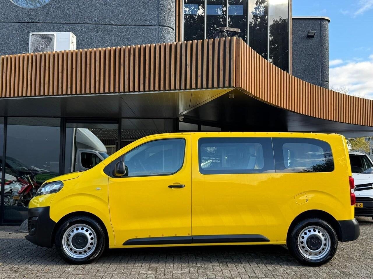 Citroën Jumpy 2.0 BlueHDI/Automaat/Marge/5-Zits/Schuifdak/C, Auto's, Gebruikt, Geel, Bedrijf, Diesel