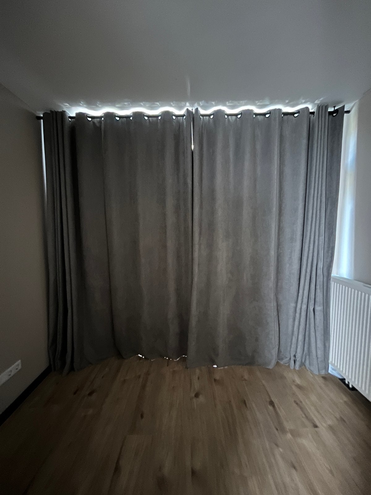 VT Wonen verduisterende velvet gordijnen grijs, Ophalen, Gebruikt, Overige merken, Verduisterend