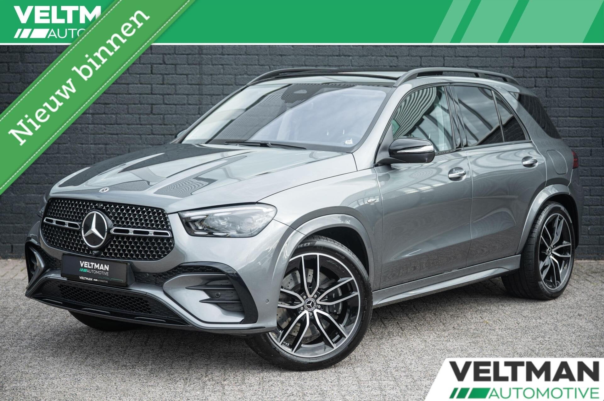 Mercedes GLE-klasse 400 e 4MATIC AMG Line PANO 22INCH BURMES, Auto's, Automaat, Dealer onderhouden, Gebruikt, 4 cilinders
