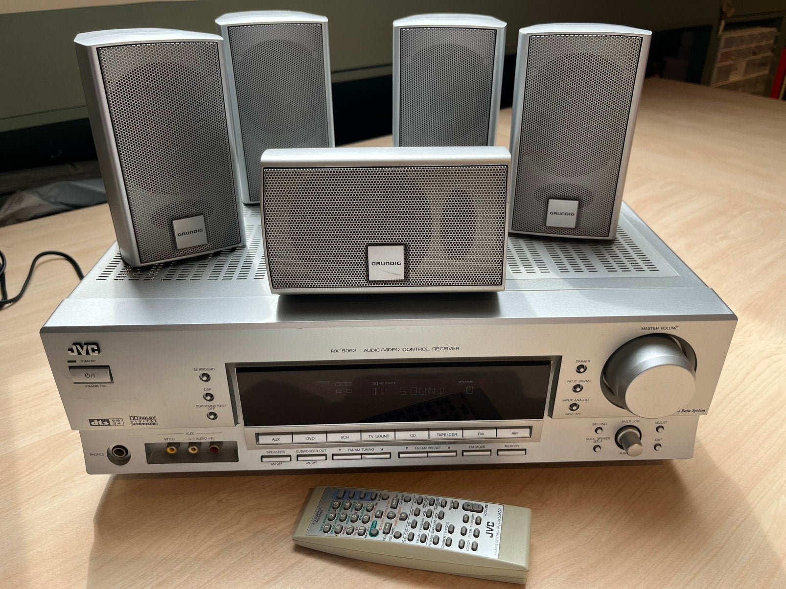 JVC Receiver RX-5062 5.1 + speakers en subwoofer, Gebruikt, JVC, Ophalen of Verzenden, 120 watt of meer