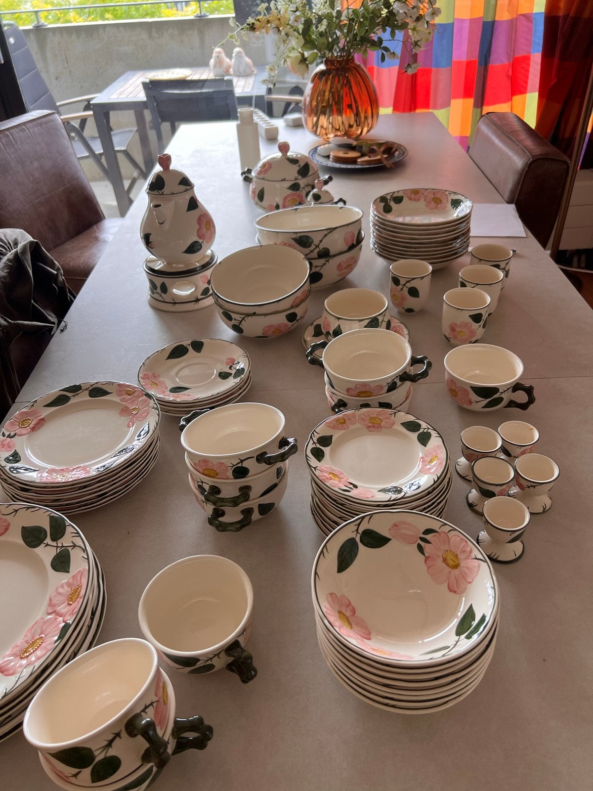 Villeroy&boch wild rose servies ca. 150 delen, Ophalen, Keramiek, Zo goed als nieuw, Compleet servies