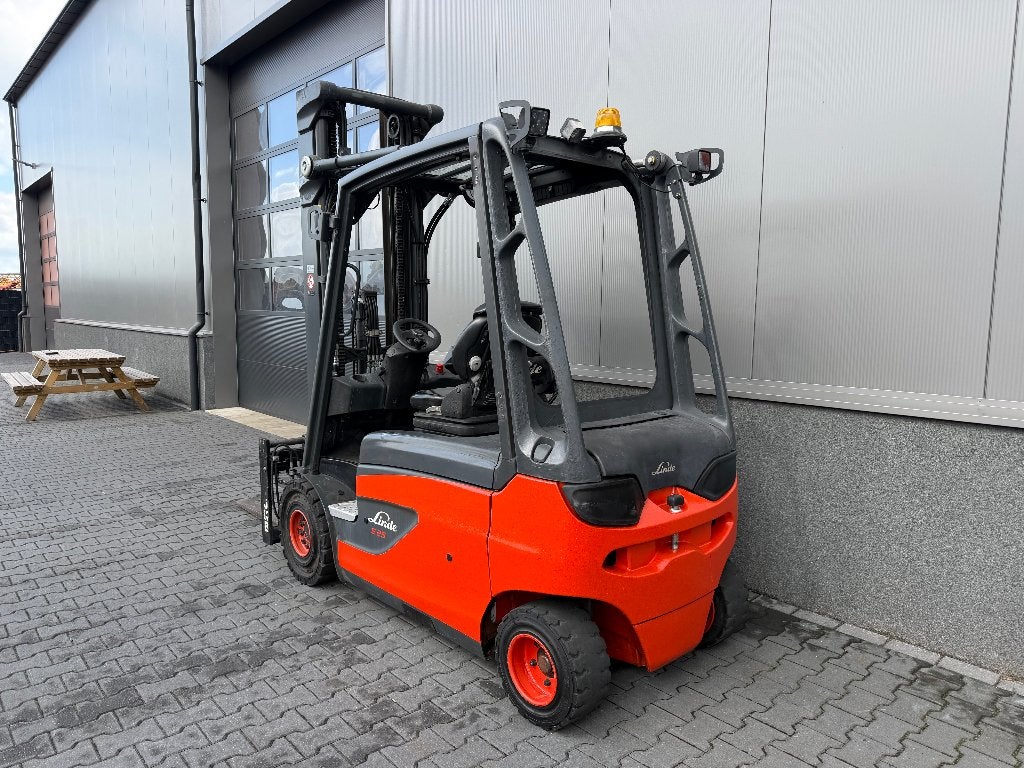 Linde E25 elektrische heftruck 'triplo' 'vorkversteller', Linde, Heftruck, Ophalen of Verzenden, Elektrisch
