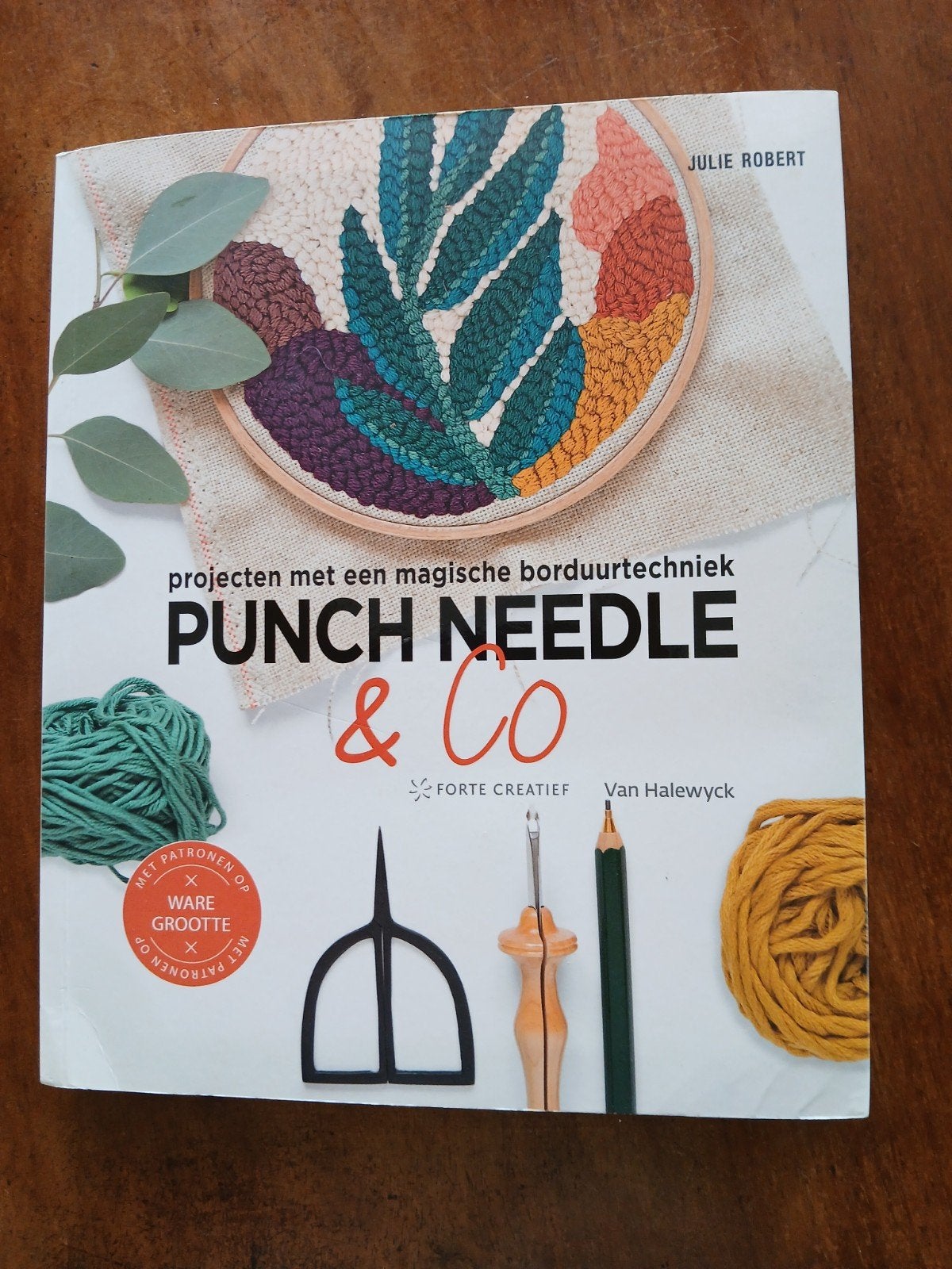 Punch Needle & Co. -  Julie Robert WD015, Ophalen of Verzenden, Zo goed als nieuw, Overige typen