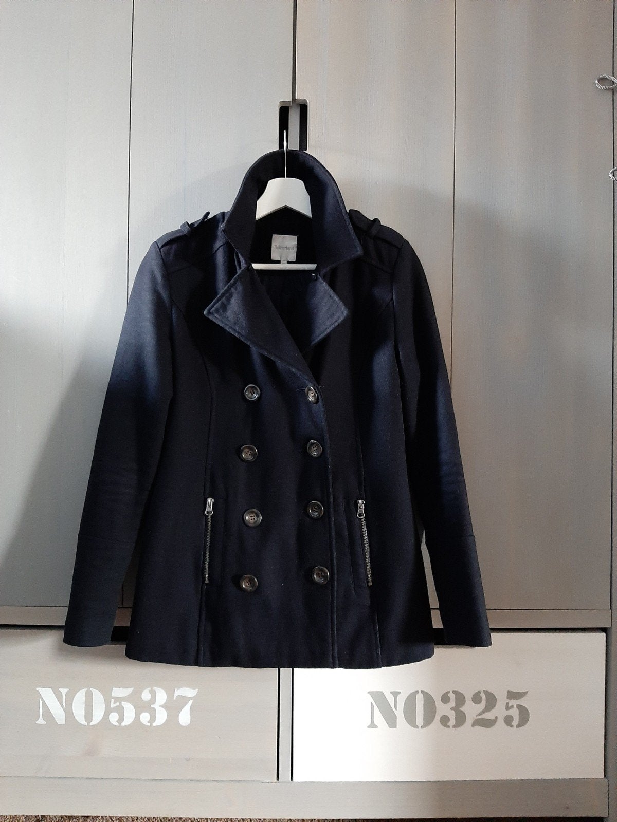 Donkerblauwe winterjas jas Sutherland maat XS., Kleding | Dames, Jassen | Winter, Sutherland, Blauw, Ophalen of Verzenden, Maat 34 (XS) of kleiner