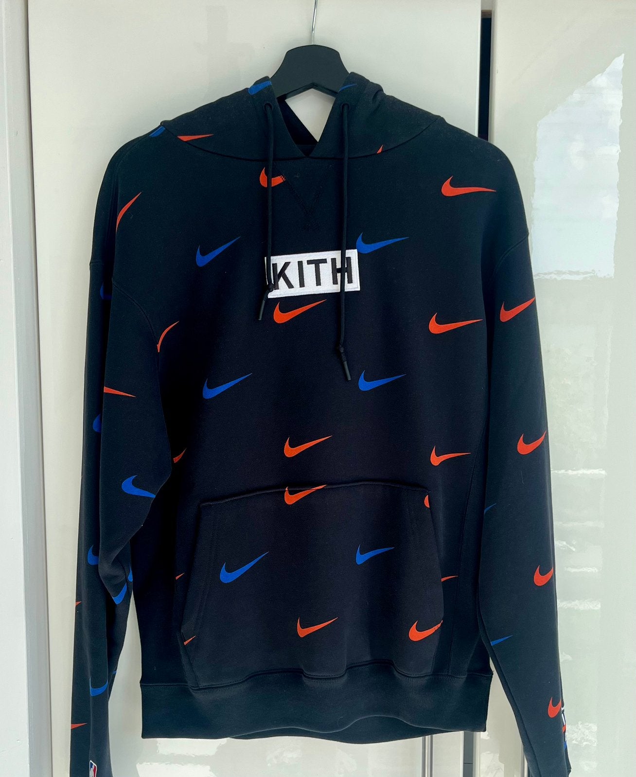 Kith Nike hoodie zwart NY Knicks kampioen, Ophalen, Zo goed als nieuw, Maat 46 (S) of kleiner, Zwart