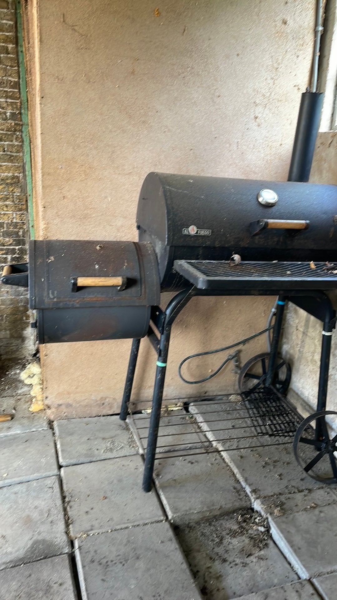El Fuego BBQ, Tuin en Terras, Ophalen, Gebruikt