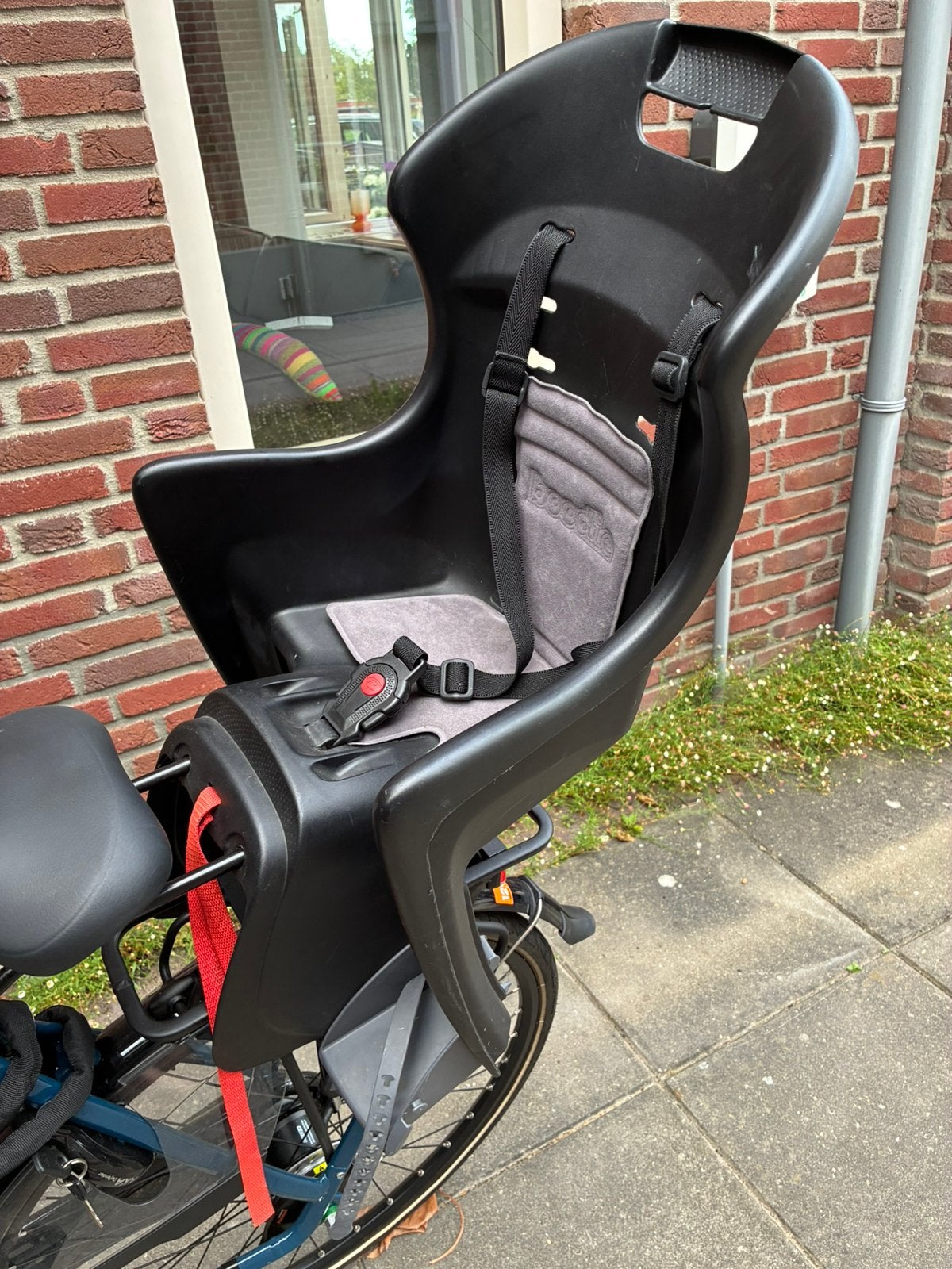 Fietszitje achter polisport boodie tot 22kg, Fietsen en Brommers, Fietsaccessoires | Fietsstoeltjes, Achterzitje, Voetsteuntjes