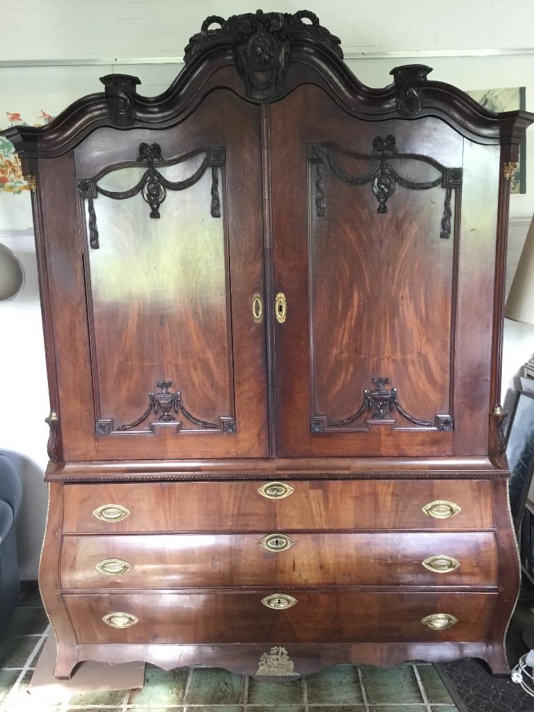 Antiek kabinet of bombekast mahoniehout, Antiek en Kunst, Antiek | Meubels | Kasten, Ophalen
