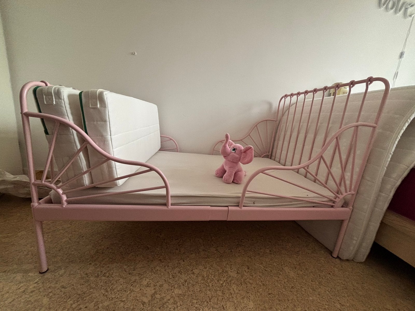 IKEA MINNEN meegroeibed ZWART 80x200 cm, Ophalen, Verstelbaar, Zo goed als nieuw, 80 cm