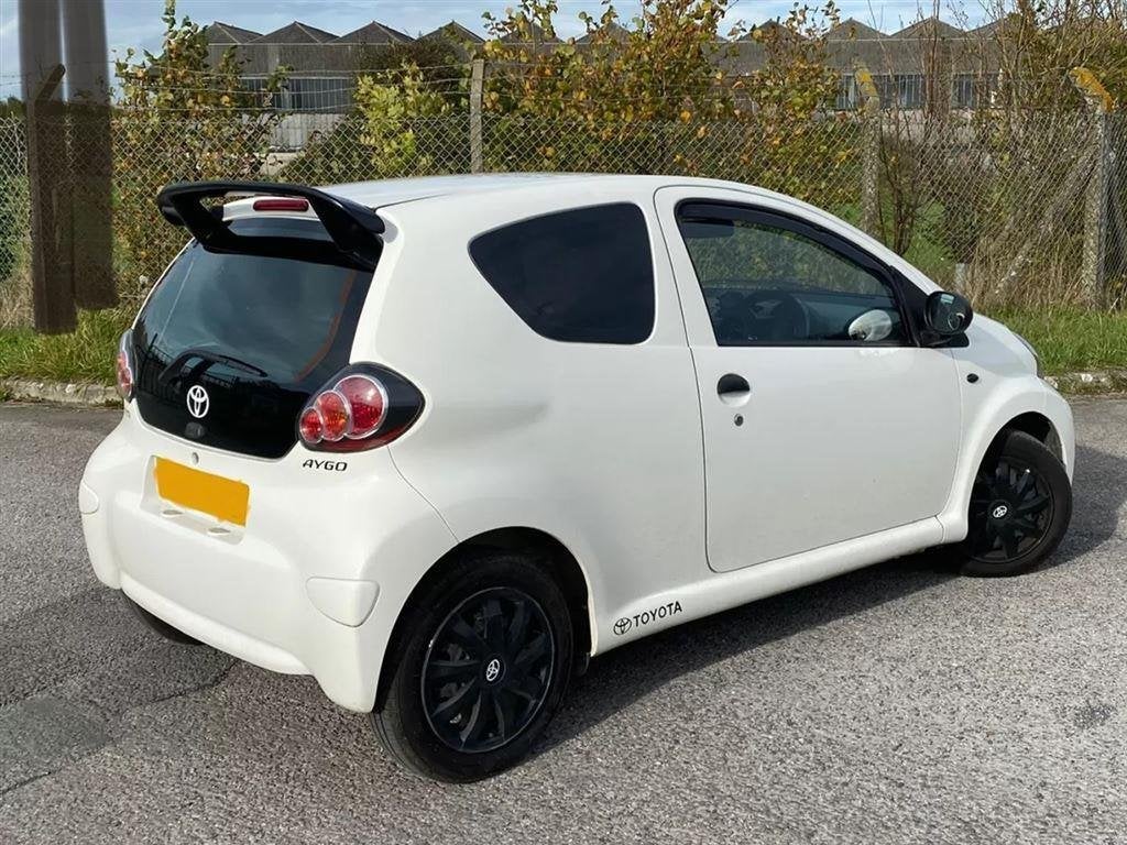 Toyota Aygo MK1 – Dakspoiler, Auto diversen, Tuning en Styling, Ophalen of Verzenden