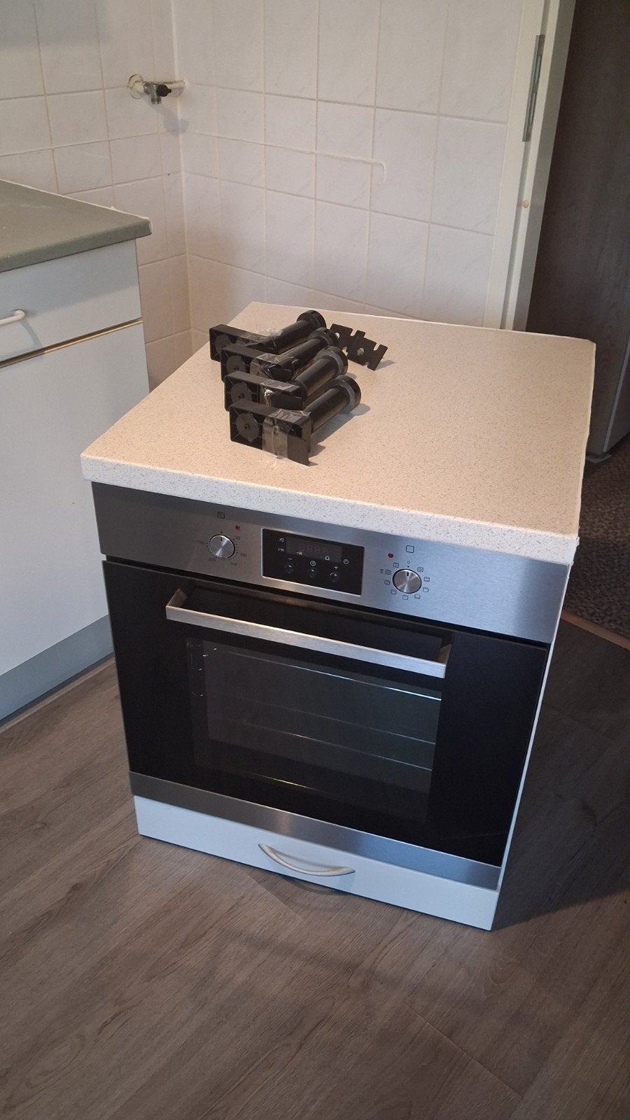 Inbouw Oven - standaard Ikea maat met ombouw, Ophalen, Gebruikt, Oven, Inbouw