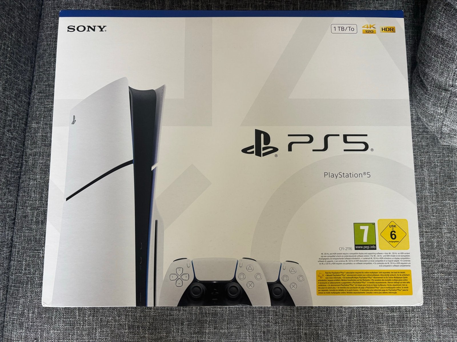 Nieuwe sony ps5 1tb en 2 controllers - ongeopend, Spelcomputers en Games, Games | Sony PlayStation 5, Ophalen, Nieuw, Vanaf 7 jaar