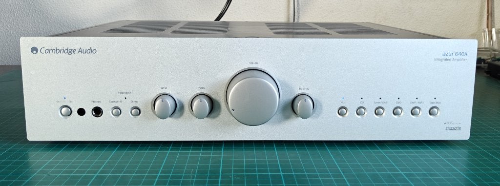 Cambridge Audio Azur 640A V2 versterker, Overige merken, Ophalen of Verzenden, Zo goed als nieuw, 120 watt of meer