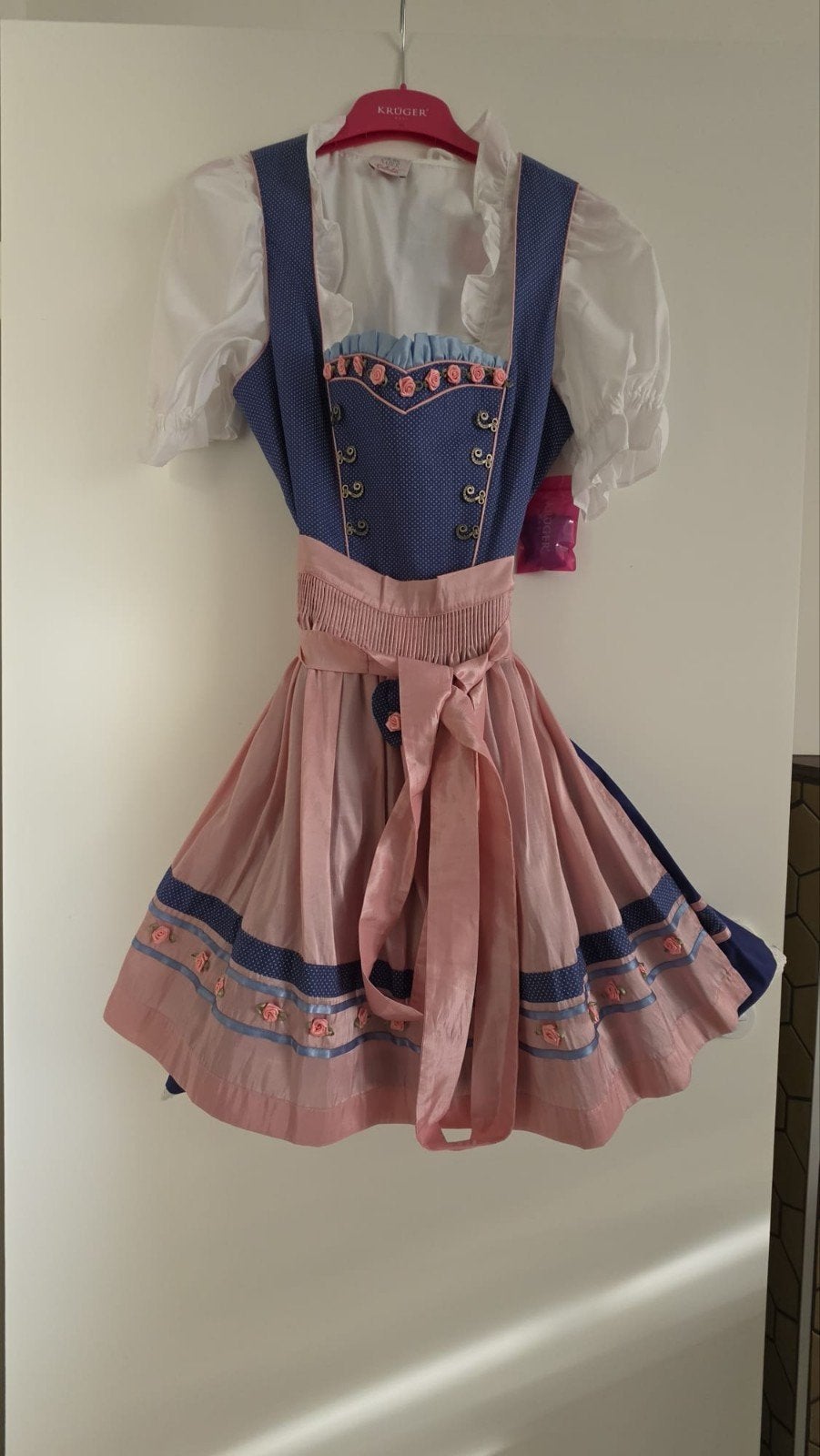 Krüger Madl Dirndl -Blauw met stippen- maat 40 nieuw, Kleding | Dames, Ophalen of Verzenden, Nieuw, Maat 38/40 (M), Overige thema's