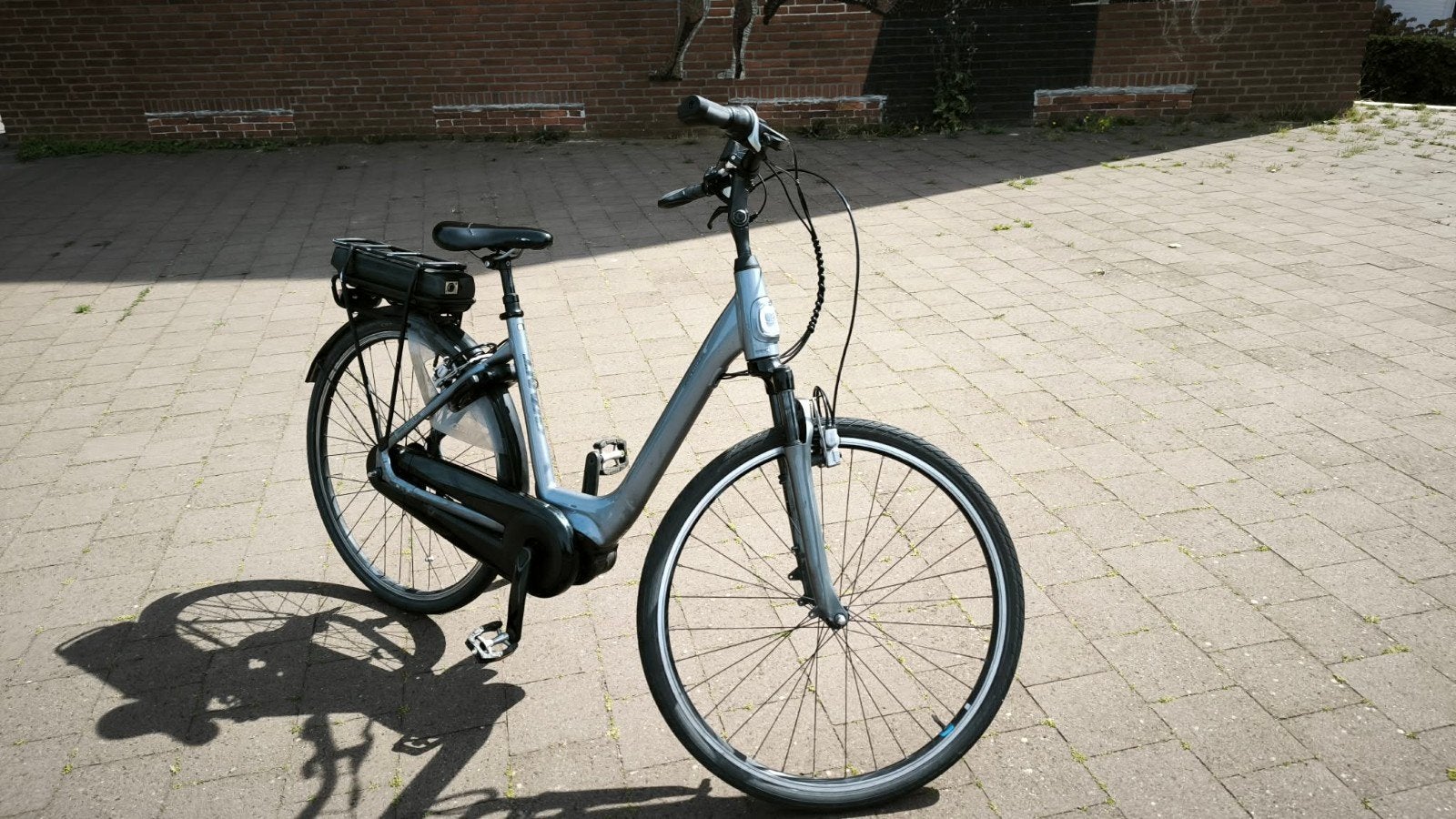 Giant elektrische fiets - Goede staat, Fietsen en Brommers, Fietsen | Dames | Moederfietsen, Ophalen of Verzenden, 0 zitjes, Zo goed als nieuw