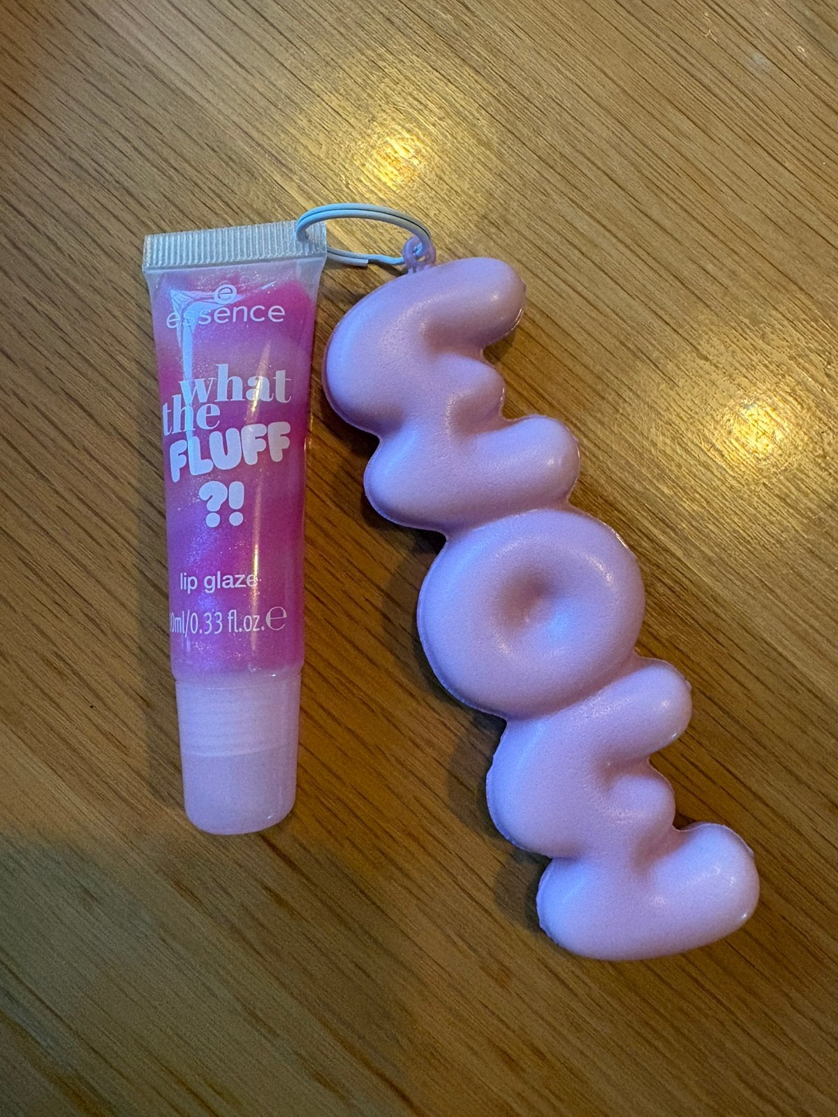 Essence what the fluff lipgloss (nieuw), Sieraden, Tassen en Uiterlijk, Uiterlijk | Cosmetica en Make-up, Ophalen of Verzenden