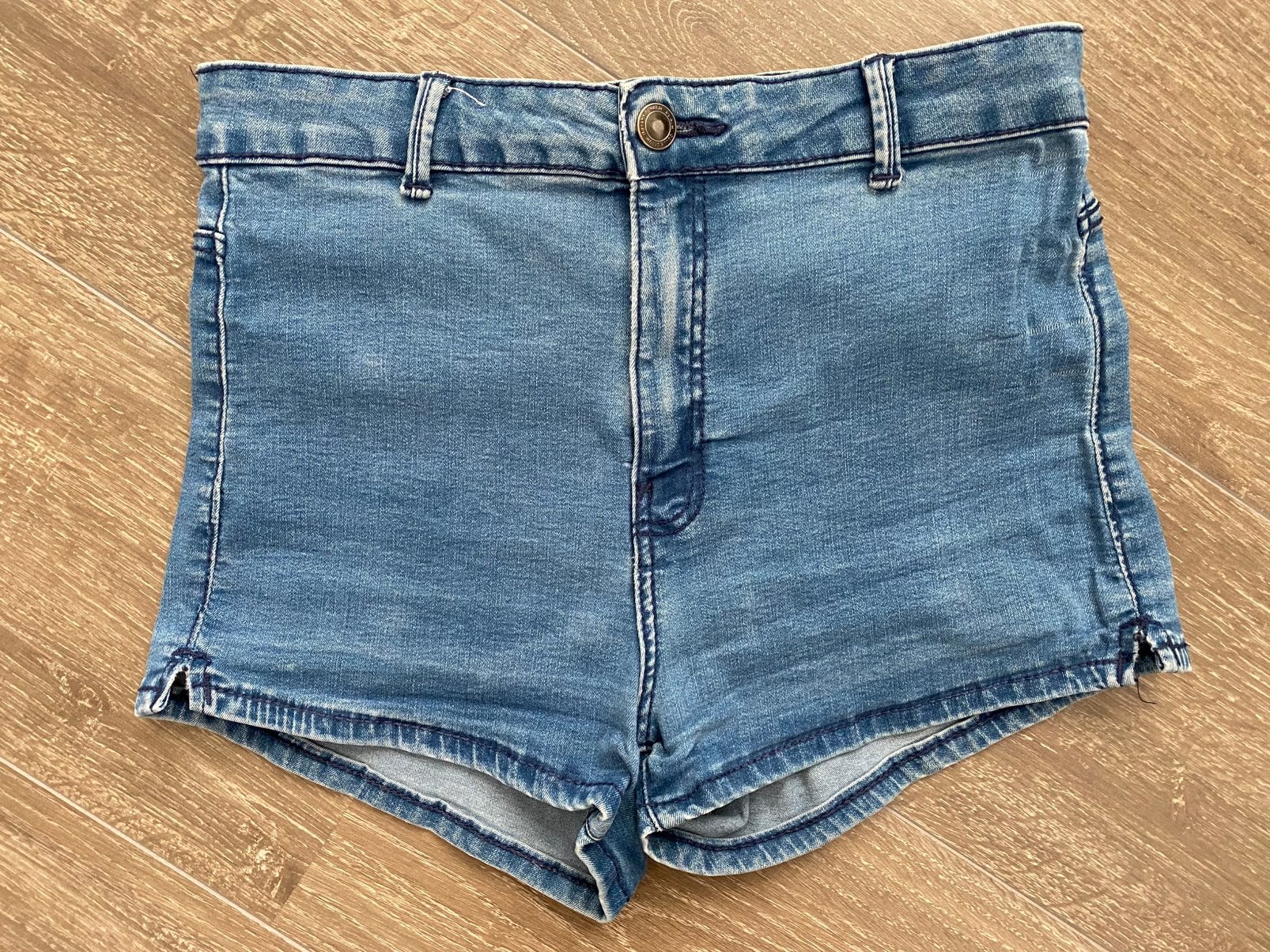 Dames meisjes korte spijkerbroek maat 36 S 176 van BERSHKA, Kleding | Dames, Spijkerbroeken en Jeans, Blauw, W28 - W29 (confectie 36)