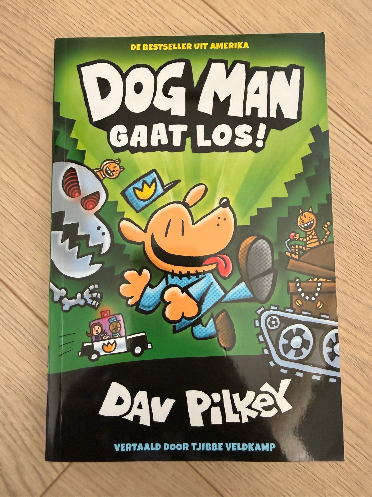 Dog Man Gaat Los! - Dav Pilkey (Bestseller), Ophalen of Verzenden, Zo goed als nieuw, Fictie