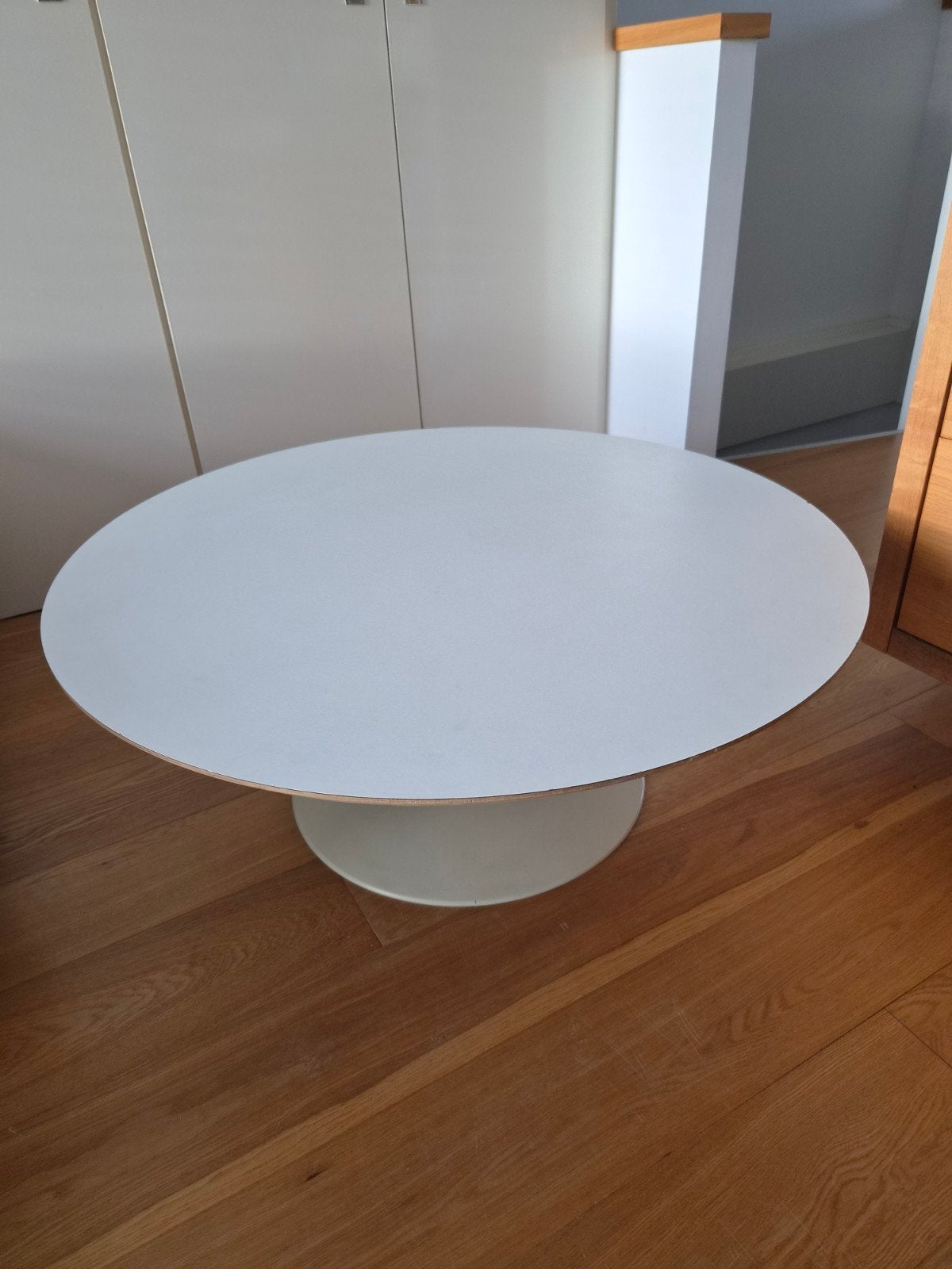 Artifort Little Tulip salontafel, Ophalen, Gebruikt, 100 tot 150 cm, 50 tot 100 cm