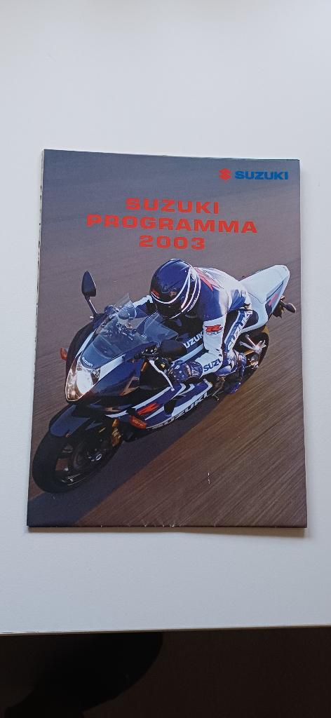 Suzuki Jaarfolder 2003 met poster SV 1000, Ophalen of Verzenden, Suzuki