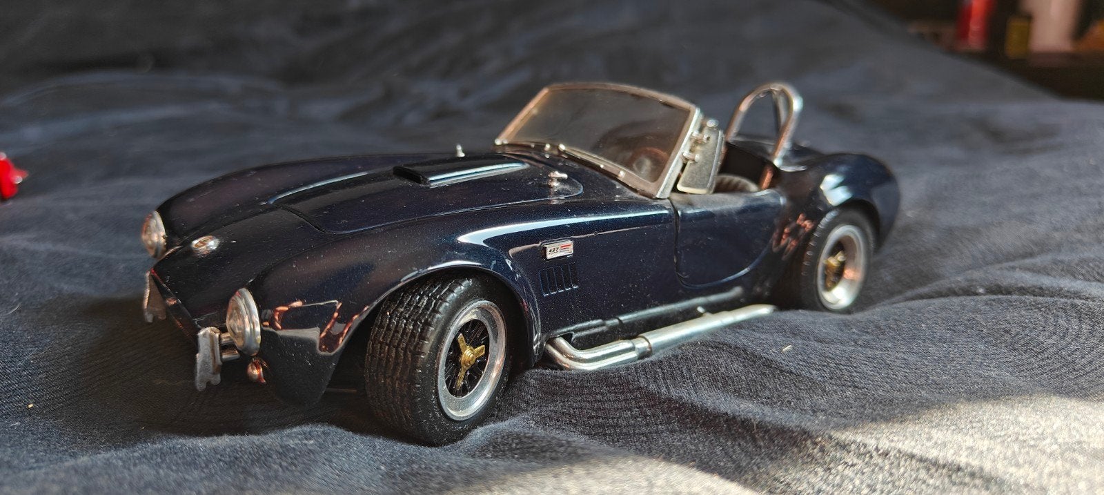 Gedetailleerd model van een Shelby Cobra 427, Ophalen of Verzenden