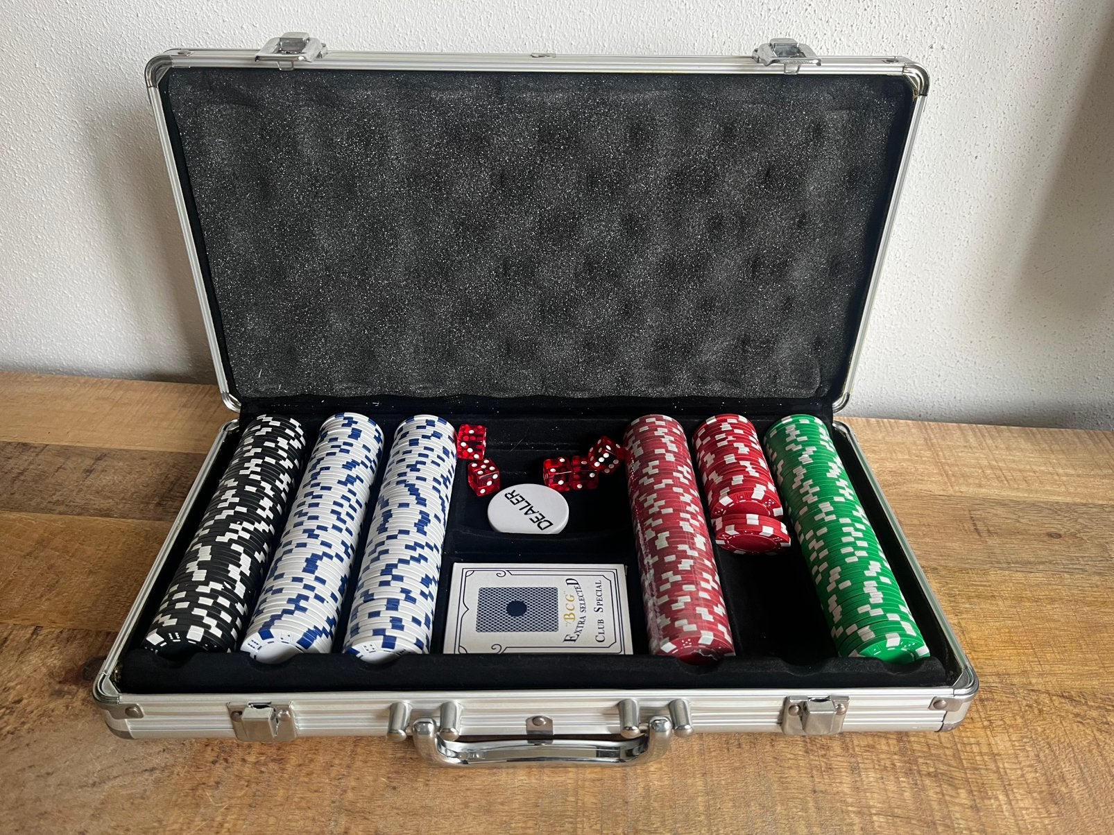 Pokerset in aluminium koffer, Ophalen of Verzenden, Zo goed als nieuw