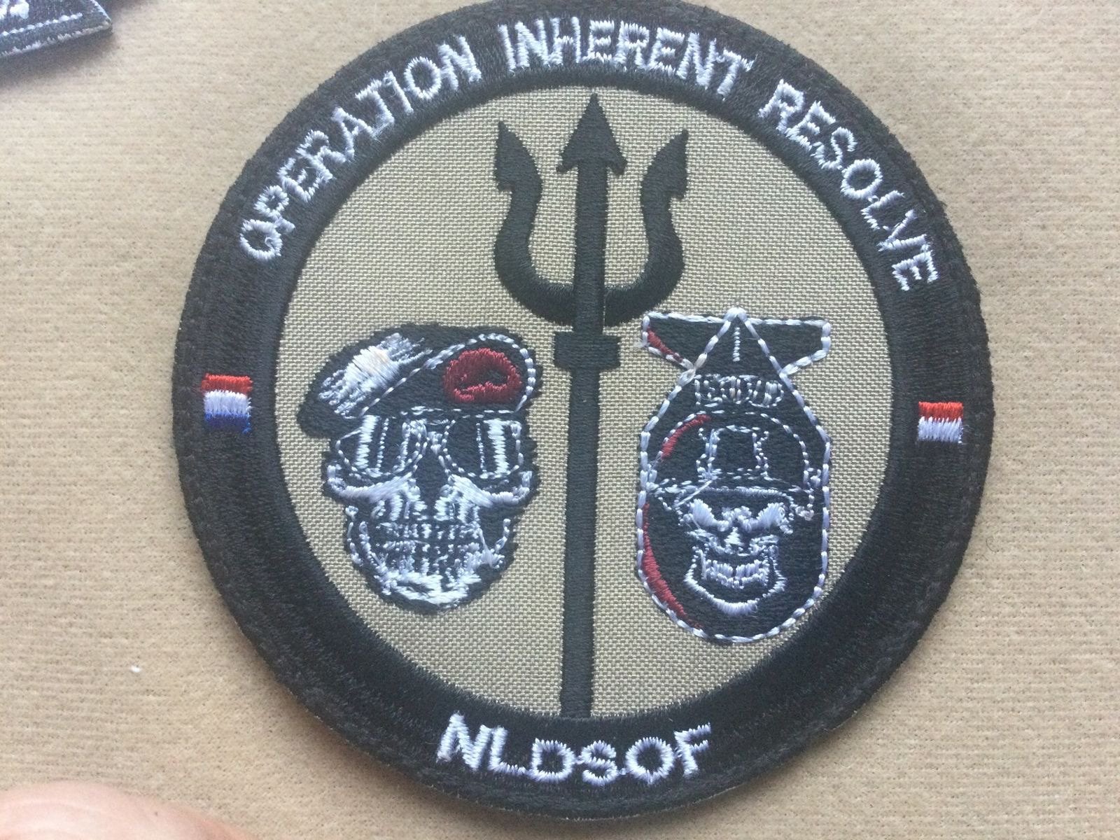 GEZOCHT: NL-EOD Emblemen, Ophalen of Verzenden, Zo goed als nieuw