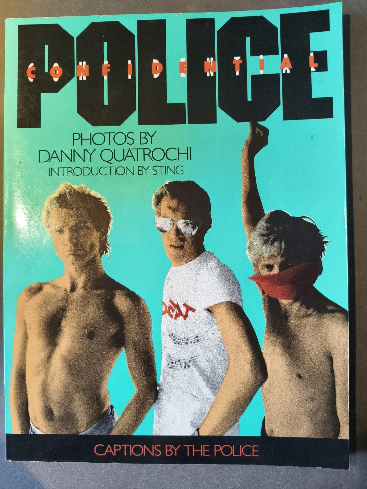 The Police Confidential - Fotoboek Danny Quatrochi, Boeken, Ophalen of Verzenden, Gelezen, Artiest, Danny Quatrochi