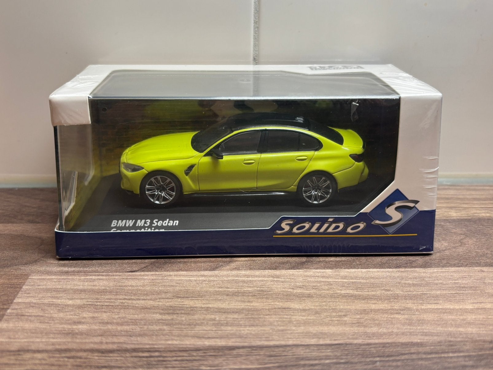 BMW M3 Competition Sedan São Paulo Yellow Solido 1:43, Ophalen of Verzenden, Nieuw, Auto, Solido