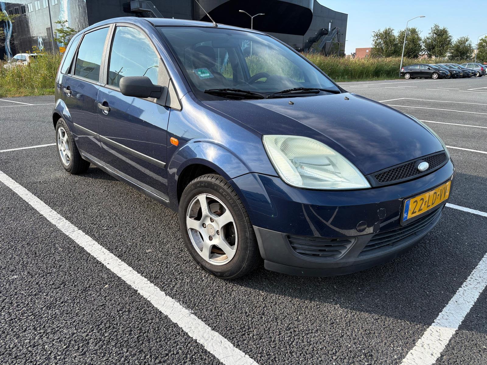 Ford Fiësta 1.4-16V/APK MAART 2027/16 INCH/5-DEURS/NAP, Auto's, Voorwielaandrijving, 4 cilinders, 49 €/maand, Origineel Nederlands